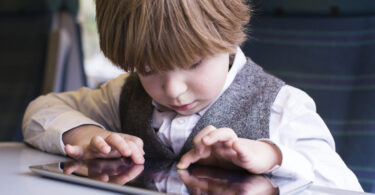 Ten tips to prevent your child’s gadget addiction